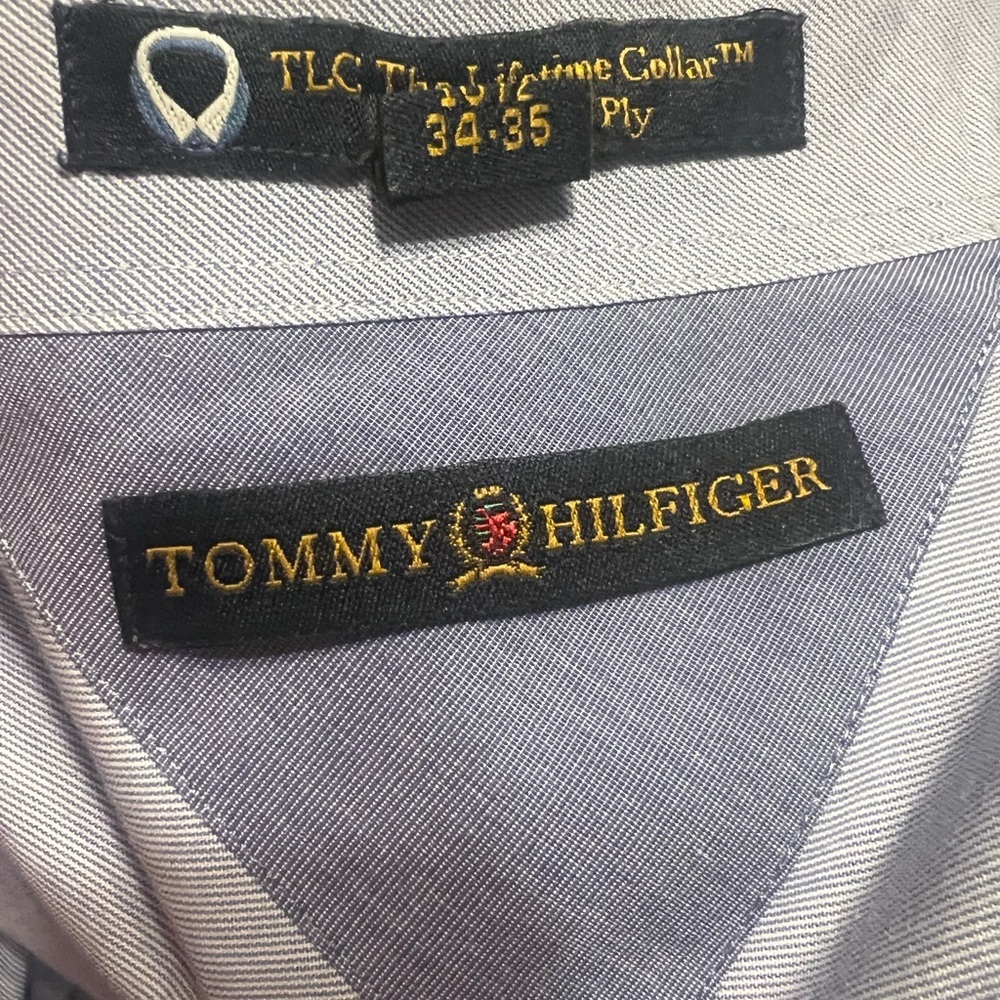 Tommy Hilfiger - Picture 3 of 4